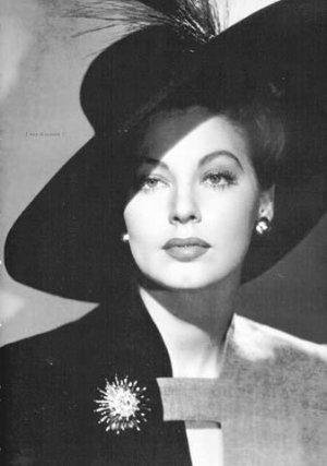 Cover of AVA